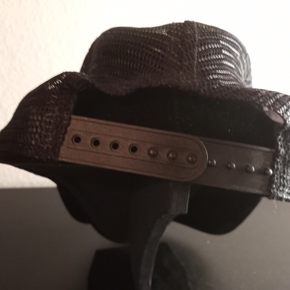 Pugs N Kisses Dog Lovers Cap - Picture 3 of 3